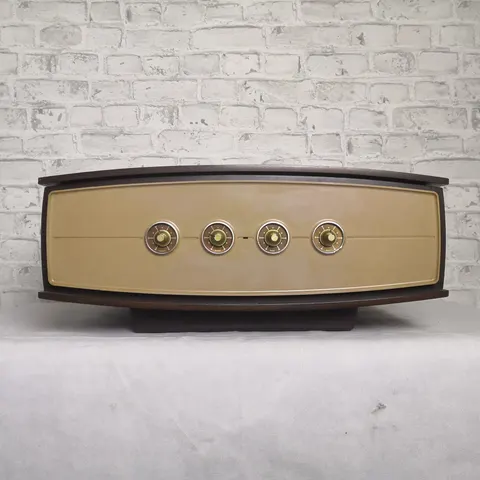 Gramofon Pye "Achoic Box" Model 1005