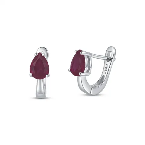 Kolczyki srebrne z rubinami 7×5 mm – Ogień Elegancji