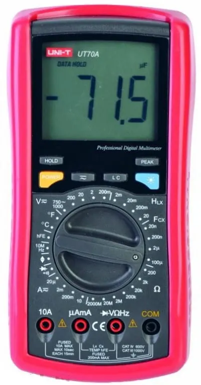 MIERNIK UNIWERSALNY UT 70A MIE0025