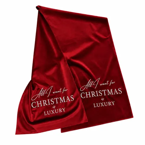 Bieżnik welurowy czerwony haft srebrny All I Wants for christmas