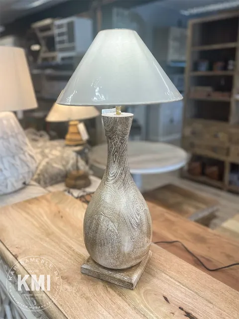 drewniana podstawa do lampy postarzana