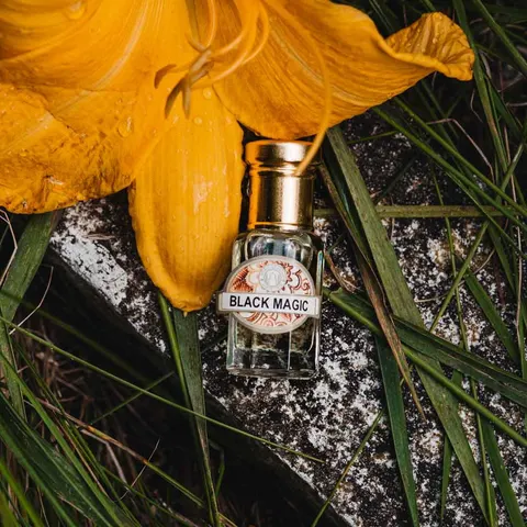 Perfumy w olejku 5ml BLACK MAGIC leśno - szyprowe unisex