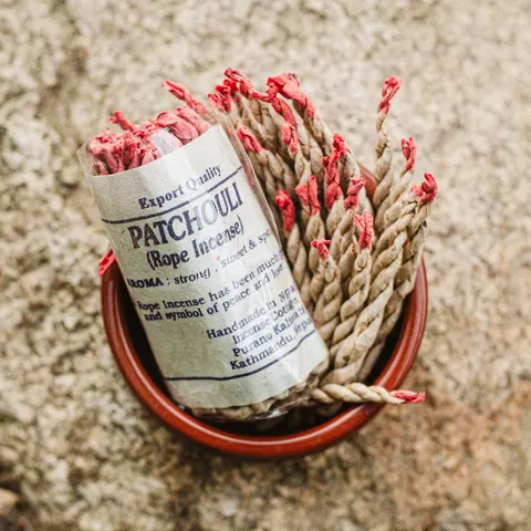 Kadzidełka sznurkowe PATCHOULI (Nepal)