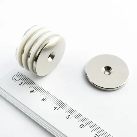 MP 30x7/3,5x3 "N" / N38 - magnes neodymowy