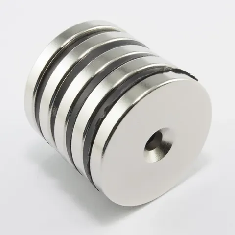 MP 30x7/3,5x4 / N38 - magnes neodymowy