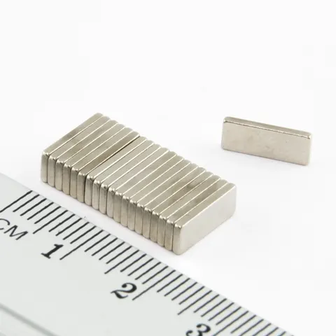 MPŁ 10x4x1 / N38 - magnes neodymowy