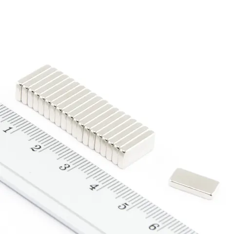 MPŁ 12x6x2 / N38 - magnes neodymowy