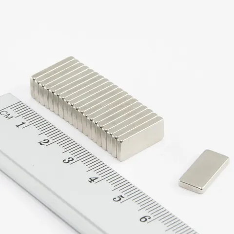 MPŁ 15x7x2 / N38 - magnes neodymowy