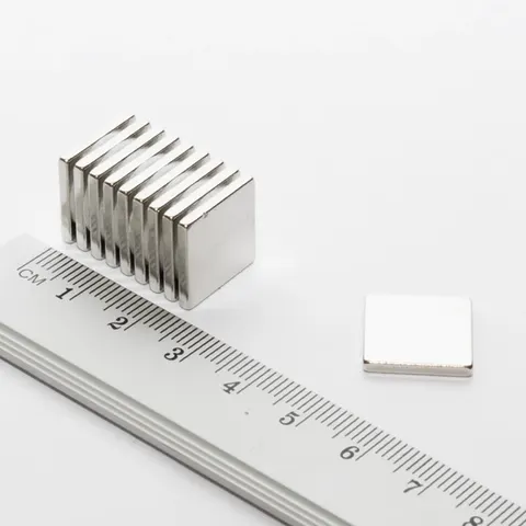 MPŁ 15x15x2 / N38 - magnes neodymowy