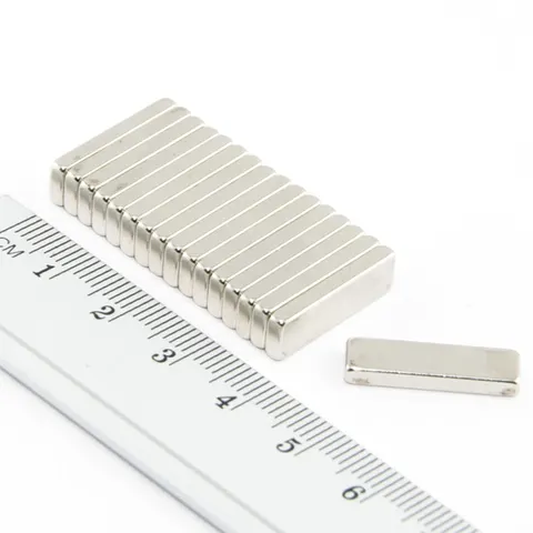 MPŁ 20x6x2,4 / N38 - magnes neodymowy