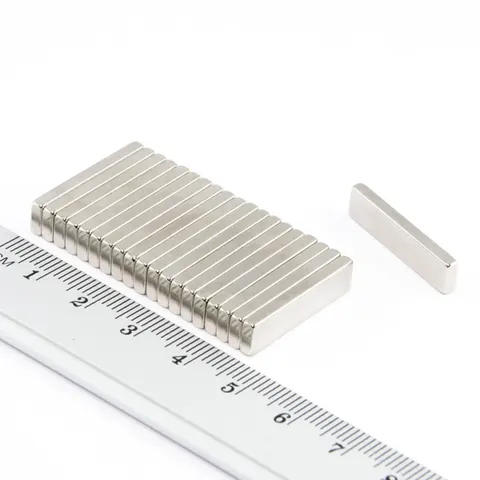 MPŁ 25x6x2,4 / N38 - magnes neodymowy
