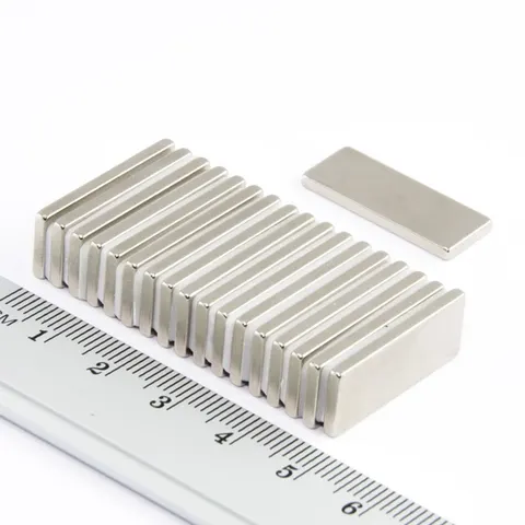 MPŁ 25x10x2 / N38 - magnes neodymowy