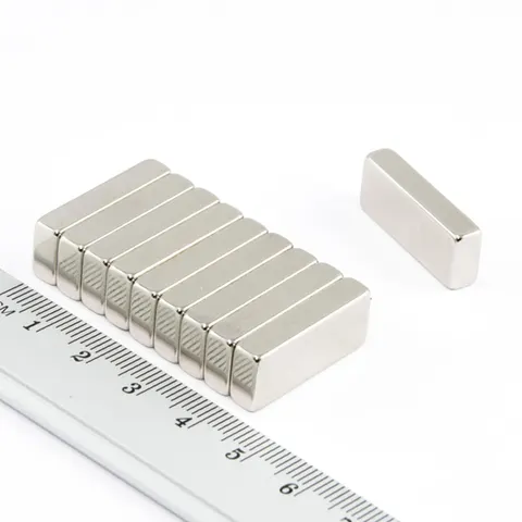 MPŁ 25x10x5 / N38 - magnes neodymowy
