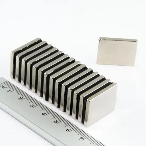 MPŁ 25x20x3 / N38 - magnes neodymowy