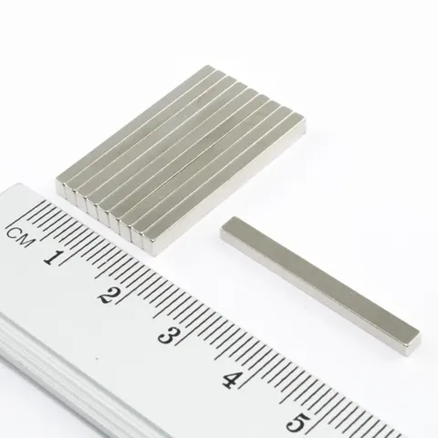 MPŁ 30x3x2 / N38 - magnes neodymowy