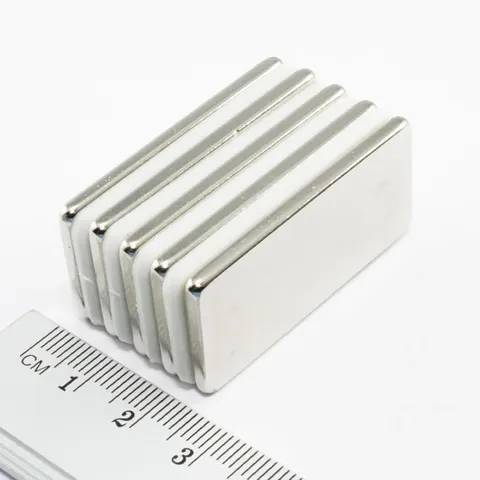 MPŁ 42x20x3 / N38 - magnes neodymowy