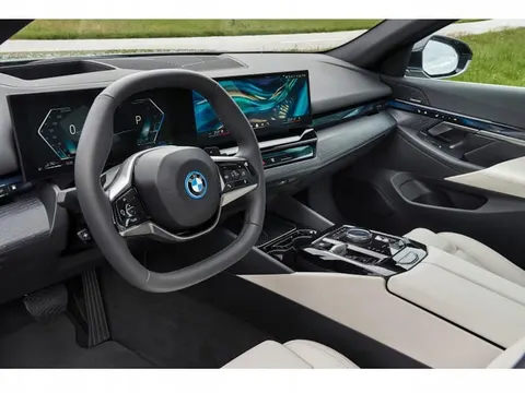 Folia Ochronna PPF Wnętrza Mercedes GLC 2023 Przezroczysta ochrona wnętrza