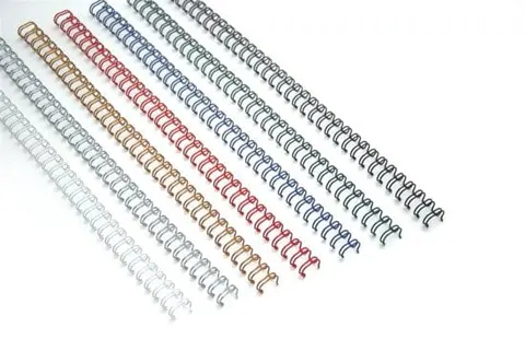 Grzbiety drutowe Argo A4 skok 3:1 4,8mm 3/16" - kolor CZERWONY