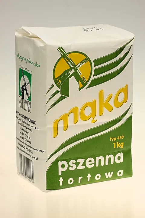 MĄKA PSZENNA T450 1 kg - CIECHANOWIEC