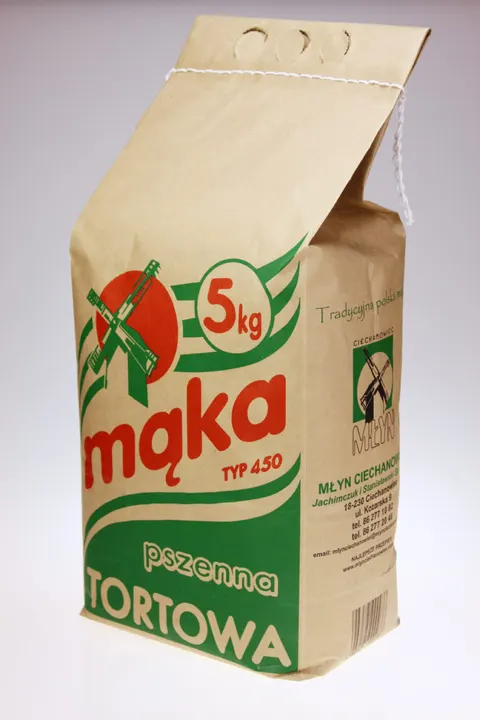 MĄKA PSZENNA T450 5 kg - CIECHANOWIEC