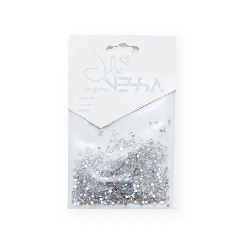 1400szt. Kryształki Diamond rozmiar 8