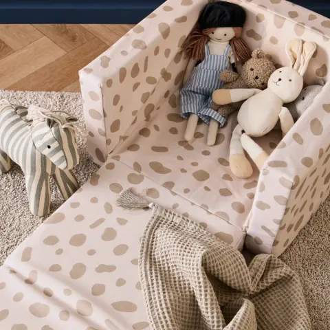 Kids Concept składany fotelik w kropki