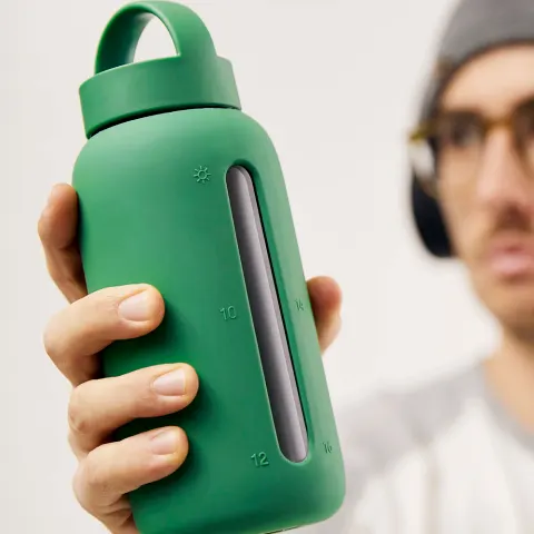 Muuki szklana butelka na wodę 720 ml Frosted Green