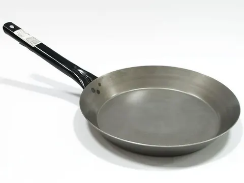 Patelnia 17 cm stalowa bez powłoki Spinwar