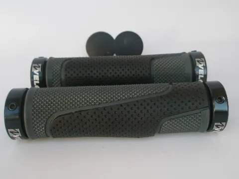 CHWYTY GRIPY VELO VLG-776AD3 129mm BLACK/GREY