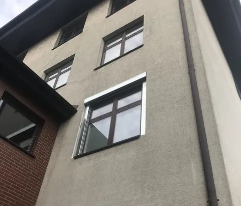 Przeciwpożarowa brama kurtynowa rolowana E/EW