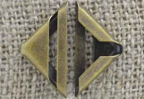 [k0502] Narożnik do książki brąz 17*17mm 5szt