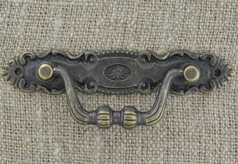 [k0711] Uchwyt ozdobny w kolorze brązu 104*20mm