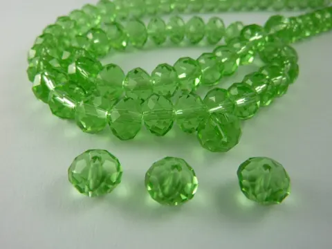 [90128] Koralik fasetowany zielony 8mm 3szt