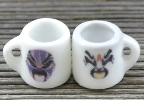 [61415] Miniaturowy kubek ceramiczny maska