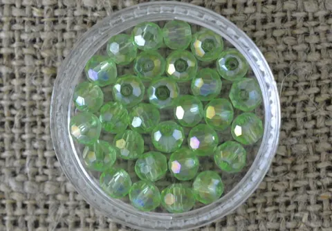 [901130] Koralik oponka 4mm zielona 20szt