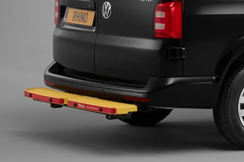 FORD CUSTOM 2013 - W GÓRĘ Stopień tylny AccessStep