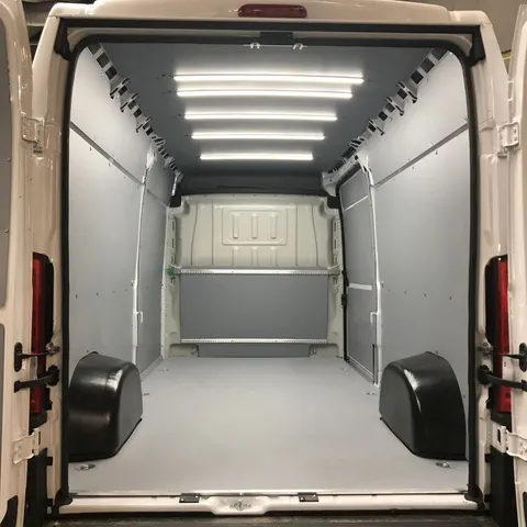 Podsufitka do Nissan NV250 rok produkcji od 2019