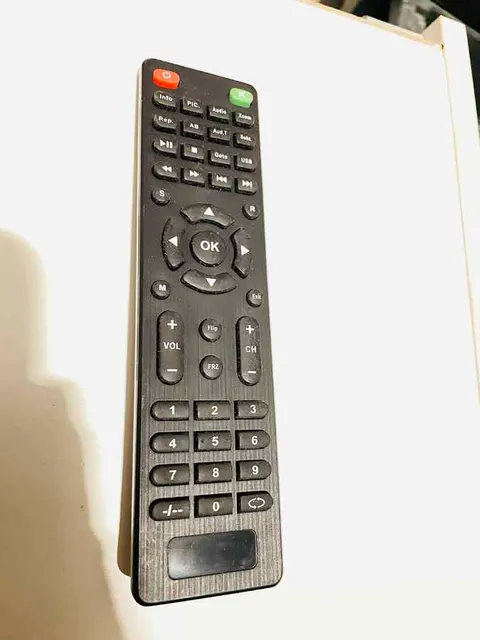 Zamiennik pilot do TV box