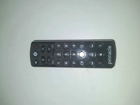 Oryginalny pilot do tunera telewizyjnego PCTV HD PINNACLE