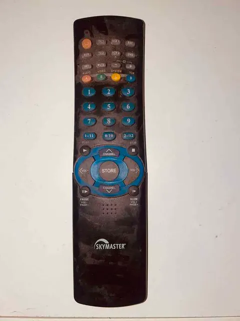 Oryginalny pilot SKYMASTER XL55 do telewizora