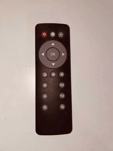 Pilot do dekodera tunera TV Boxa czarny
