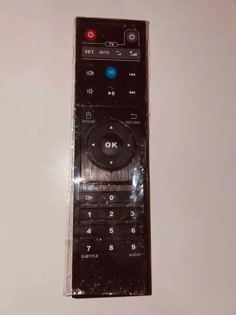Pilot do telewizora TV 3D nowy