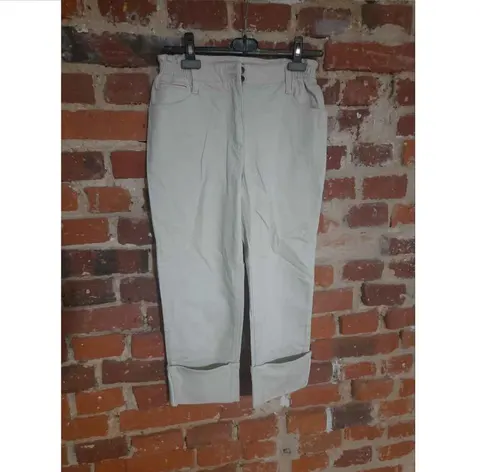 Bawełniane spodnie damskie 3/4 typu paperbag
