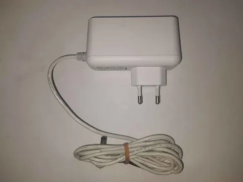 Oryginalny zasilacz Huawei 12V 2A do stacji Vodafon