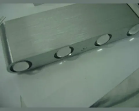 Lampa ścienna tani kinkiet 8 LED nowoczesna