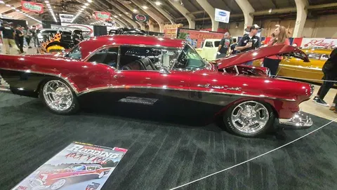 Buick Special 1955 – Rock’n’Rollowy Klasyk w Stylu Restomod
