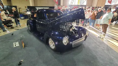 1941 Willys Pickup – Supercharged Show Truck w Stylu Pro Street