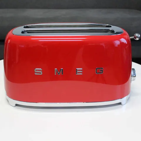 Toster Smeg TSF02RDEU, 4 kromki czerwony (Outlet)