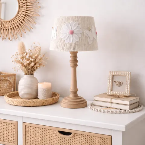 BOHO DAISY lampka nocna drewniana – dekoracyjna lampka dziecięca z kwiatkiem, styl boho