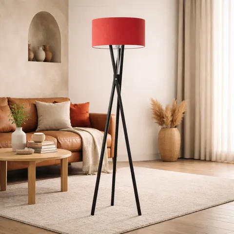 Drewniana lampa stojąca na trzech nogach IVONNE